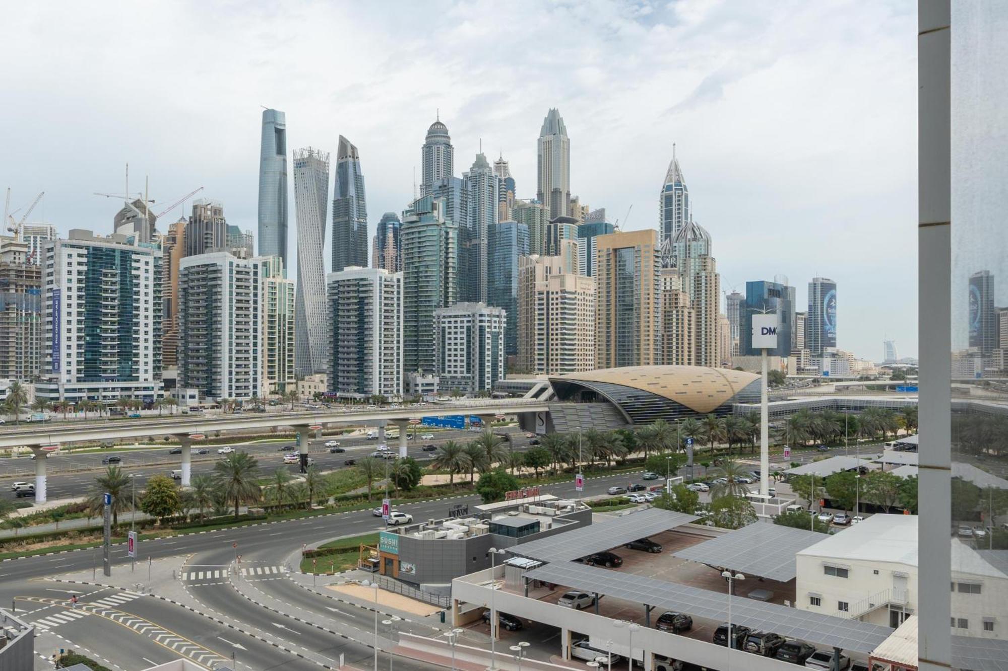Modern 1Br Apartment In Jlt Next To Metro With City Views ดูไบ ภายนอก รูปภาพ
